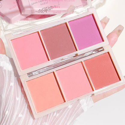 Three-Color Matte Blush Palette
