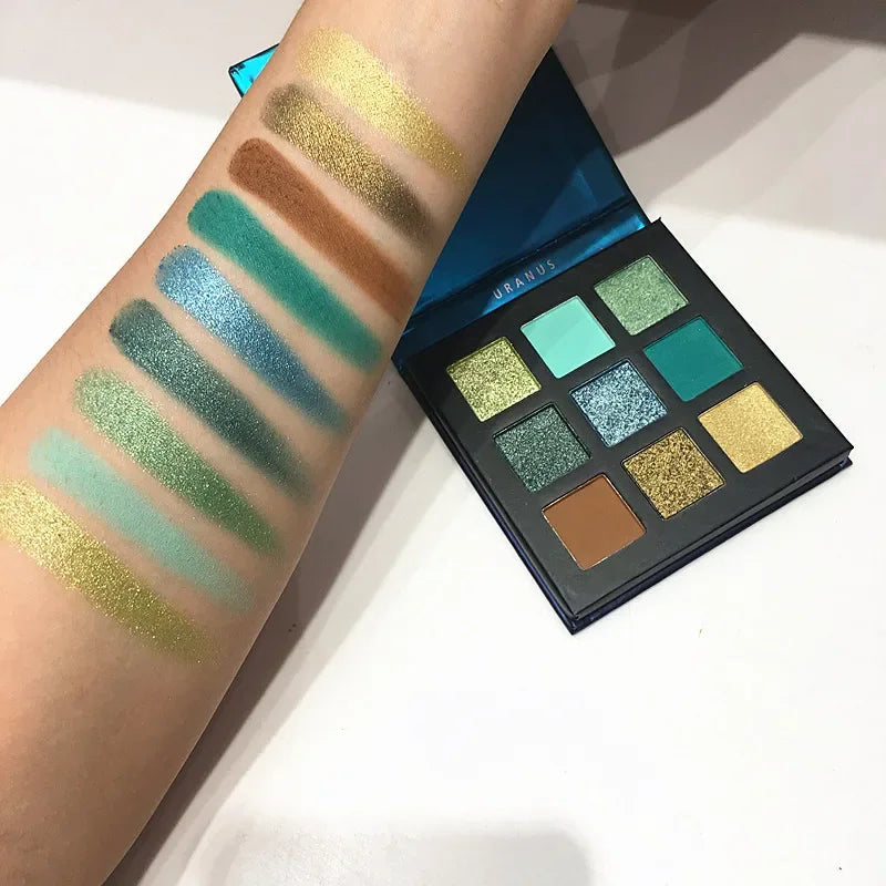 9-Color Shimmer Matte Eyeshadow Palette