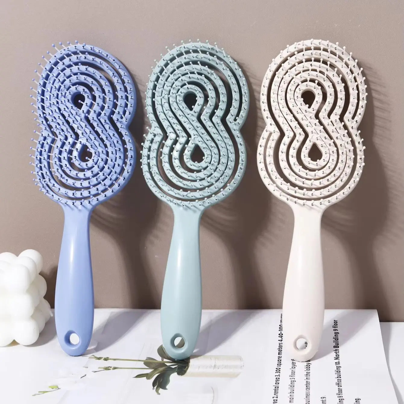 Hollow Out Anti-Static Detangling Massage Brush