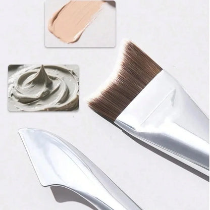Crescent Design Foundation Brush