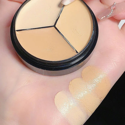 Three-Color Concealer Palette