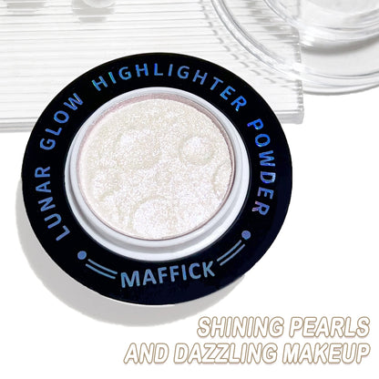 Planet Highlighter Single-Shade Pearl Shimmer