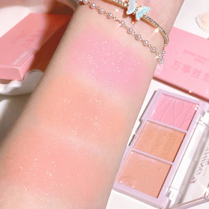 Three-Color Matte Blush Palette