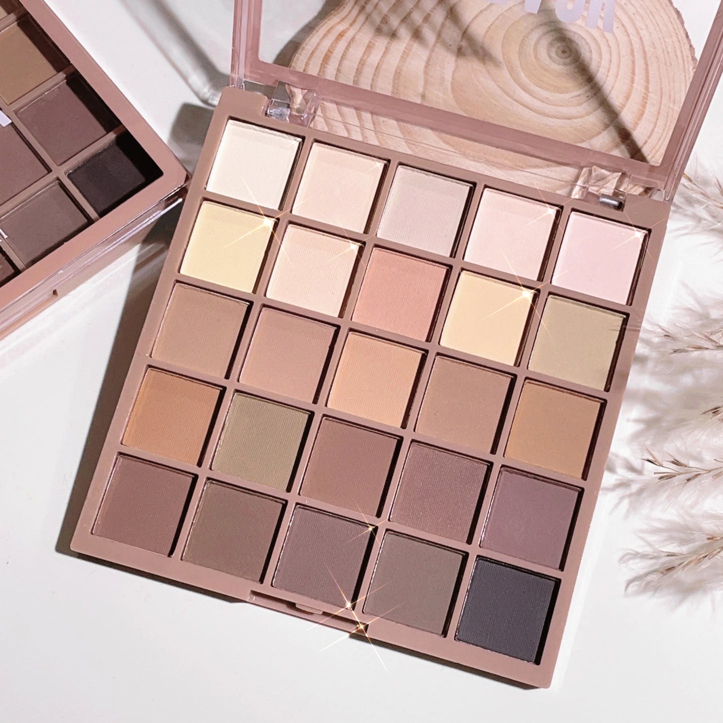 Twenty-Five Color Matte Nude Eyeshadow Palette