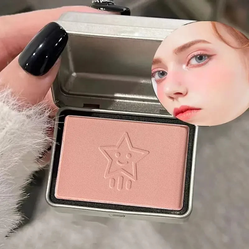 Low-Saturation Nude Pink Monochrome Blush