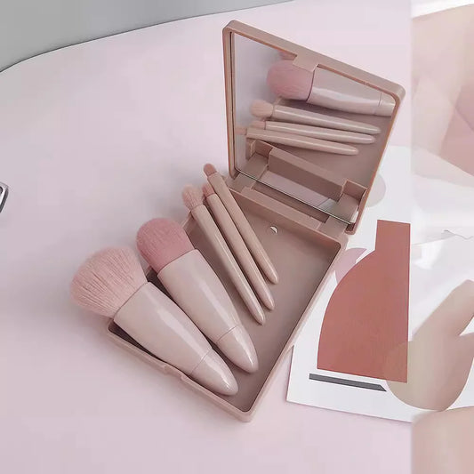 Mini Portable Three-Piece Makeup Brush Set