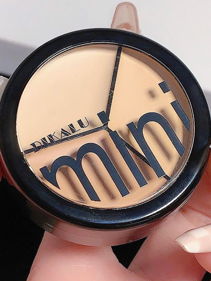 Three-Color Concealer Palette