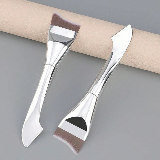 Crescent Design Foundation Brush