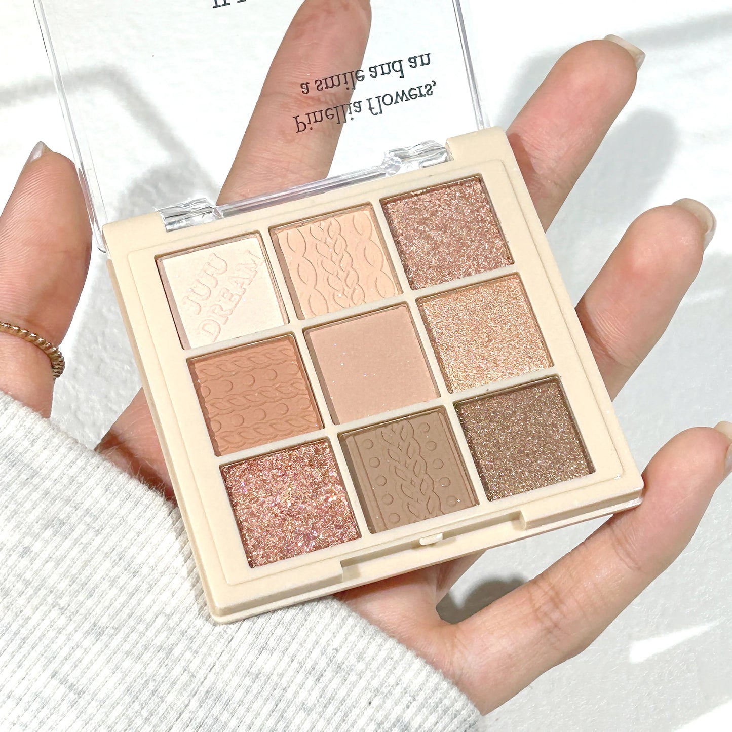 Nine-Color Brown Eyeshadow Palette