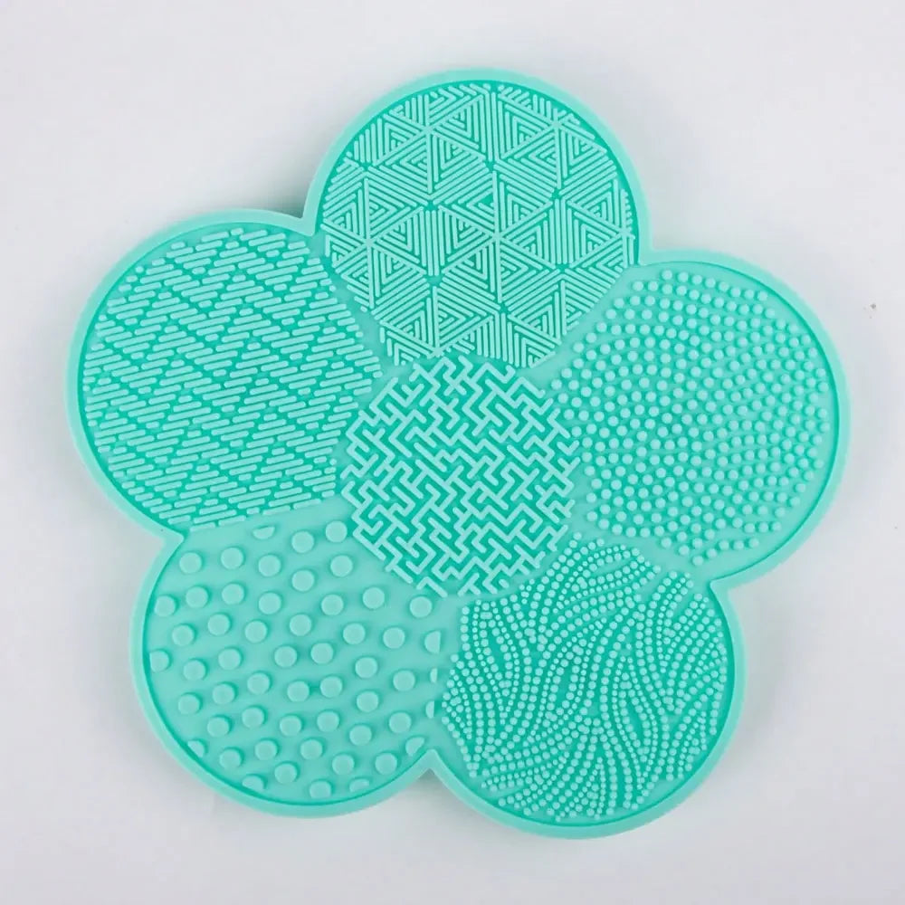 Flower-Shaped Silicone Makeup Brush Cleaning Mat
